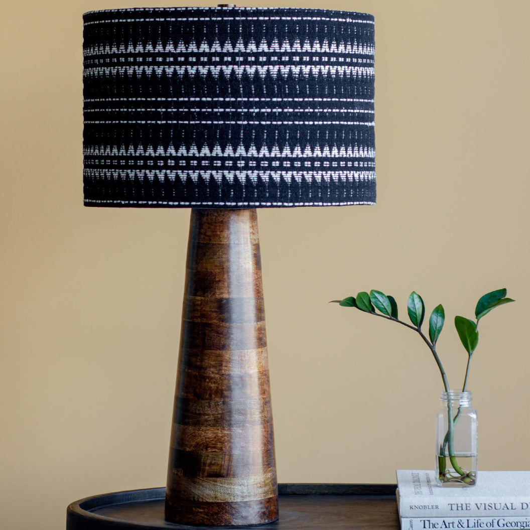 Lampe de table en bois de manguier brun noyer 30 po - Elixir