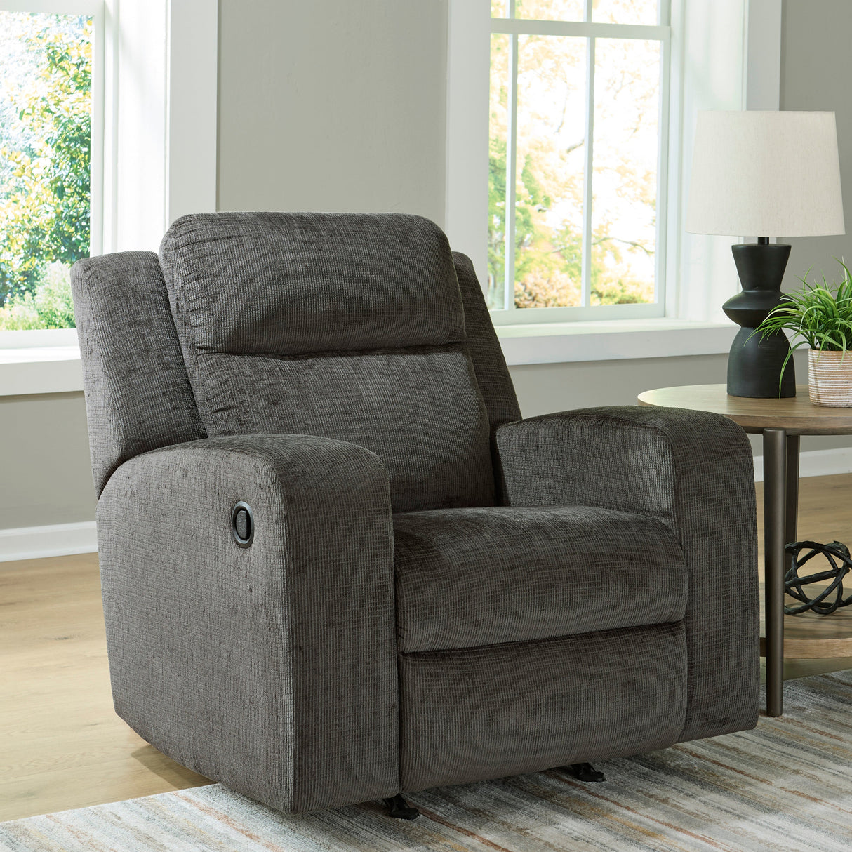 Fauteuil en tissu gris foncé berçant et inclinable - Kanlow
