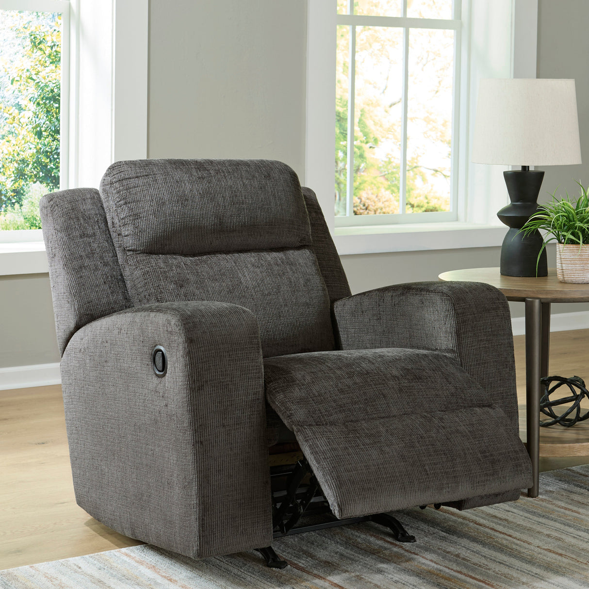 Fauteuil en tissu gris foncé berçant et inclinable - Kanlow