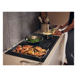 Table de cuisson à induction 30 po Noir - Studio - 4 zones