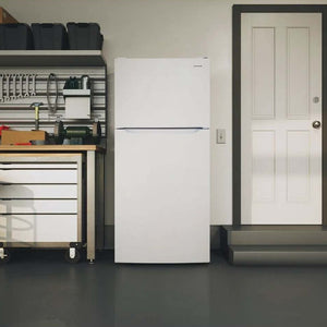 Réfrigérateur à congélateur supérieur 30 po, 18,2 pi³ Blanc avec Système EvenTemp™ - Prêt pour le garage