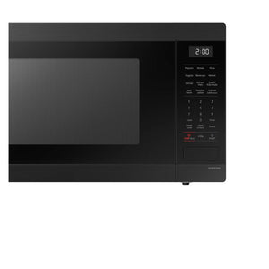 Micro-ondes de comptoir avec cuisson par capteur 1,9 pi³ 24 po noir mat