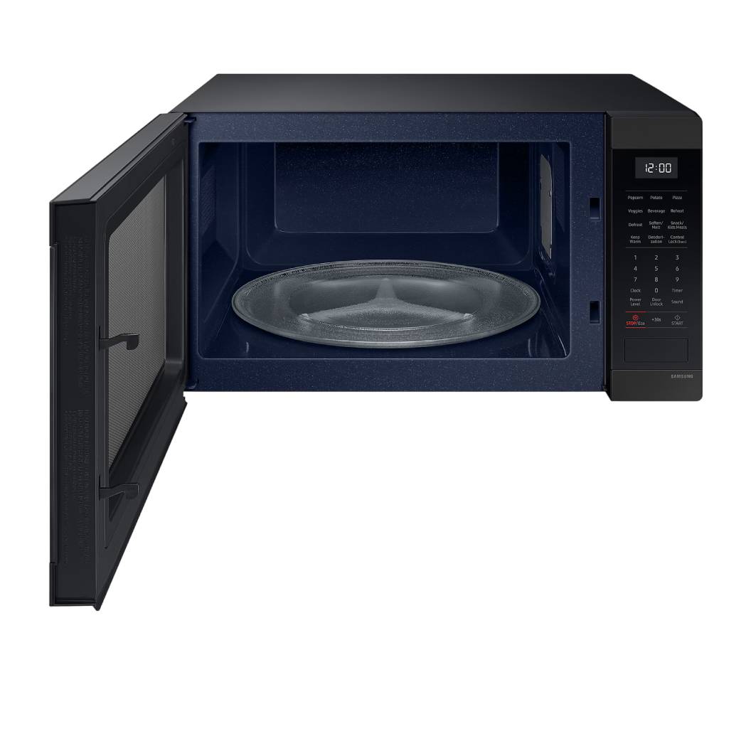 Micro-ondes de comptoir avec cuisson par capteur 1,9 pi³ 24 po noir mat