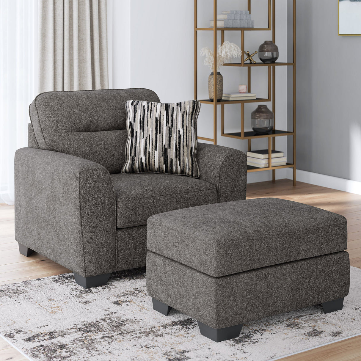 Fauteuil surdimensionné en tissu gris graphite avec coussin - Arendale