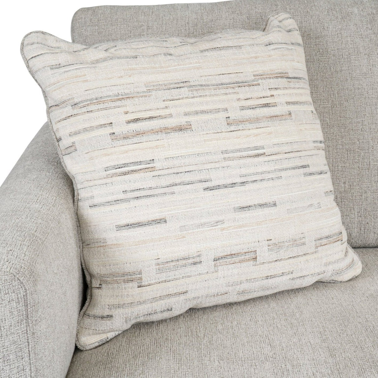 Causeuse en tissu gris pâle avec coussins - MarinaMae