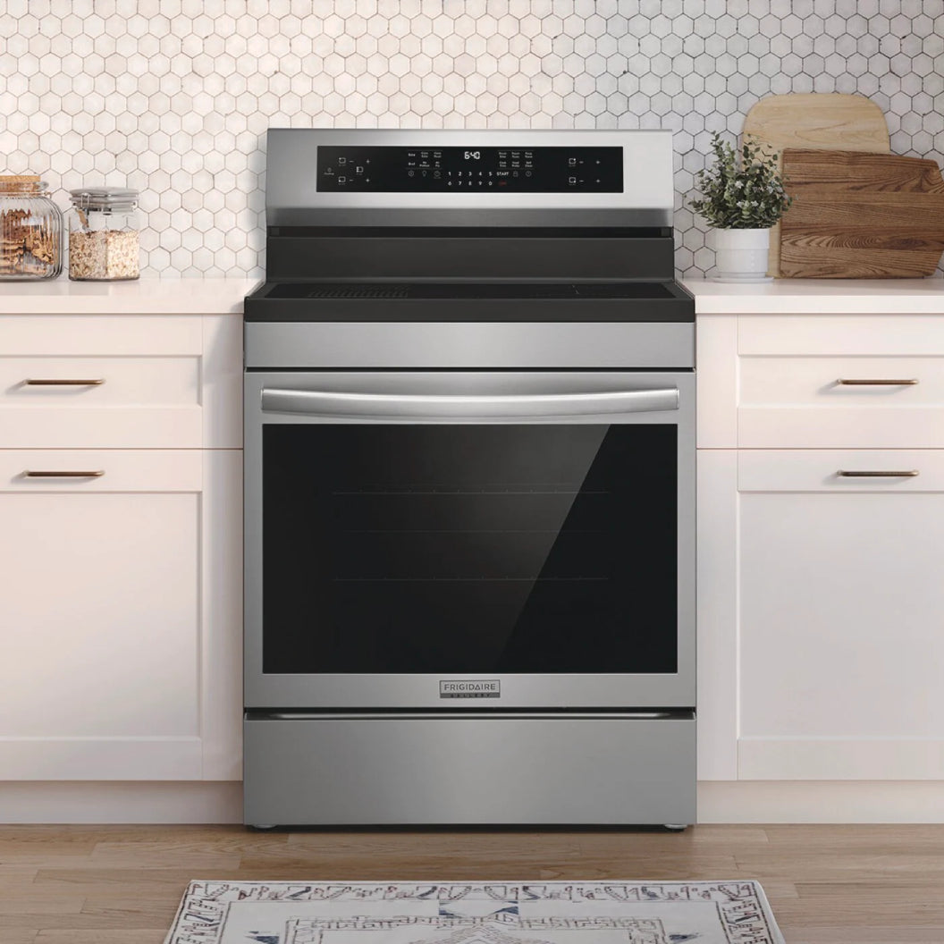 Cuisinière à induction 30 po, 5,3 pi³ Inox - Gallery avec Air Fry & préchauffage rapide