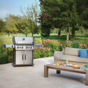Barbecue au gaz propane 76 500 BTU - Rogue® PRO-S 525 RSIB