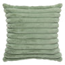 Coussin 18 x 18 po en fausse fourrure - Raya