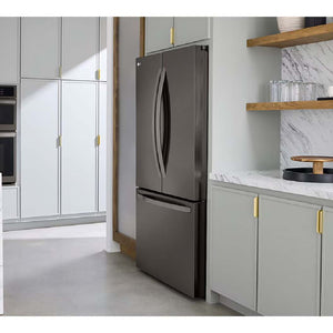 Réfrigérateur porte française à profondeur comptoir 36 po, 27 pi³ 3 portes Inox noir