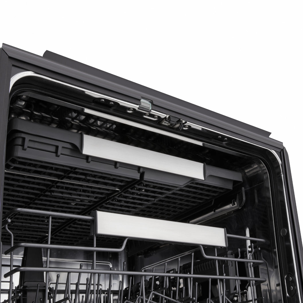 Lave-vaisselle encastrable 24 po, 46 dBA 3 paniers avec QuadWash™ Pro et nettoyage à la vapeur