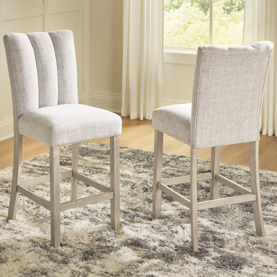 Ensemble de 2 tabourets de bar rembourrés en tissu gris pâle - Larawyn