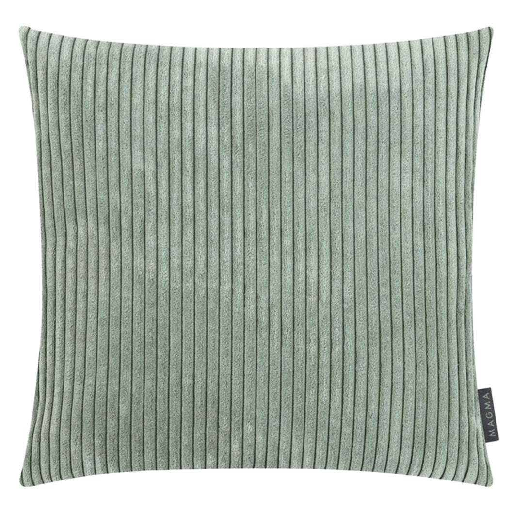 Coussin 20 x 20 po en velours côtelé vert sauge - Shara