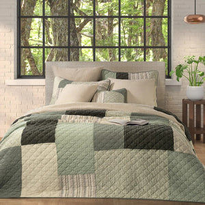 Cache-oreiller en patchwork vert et crème Grand - Broccolini