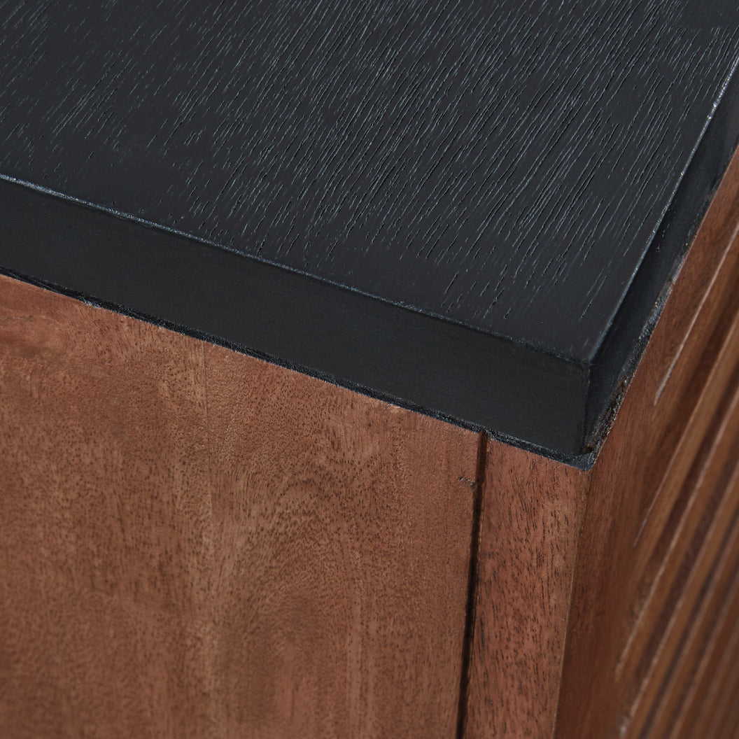 Table de bout en bois/MDF bicolore avec 1 porte - Kallari