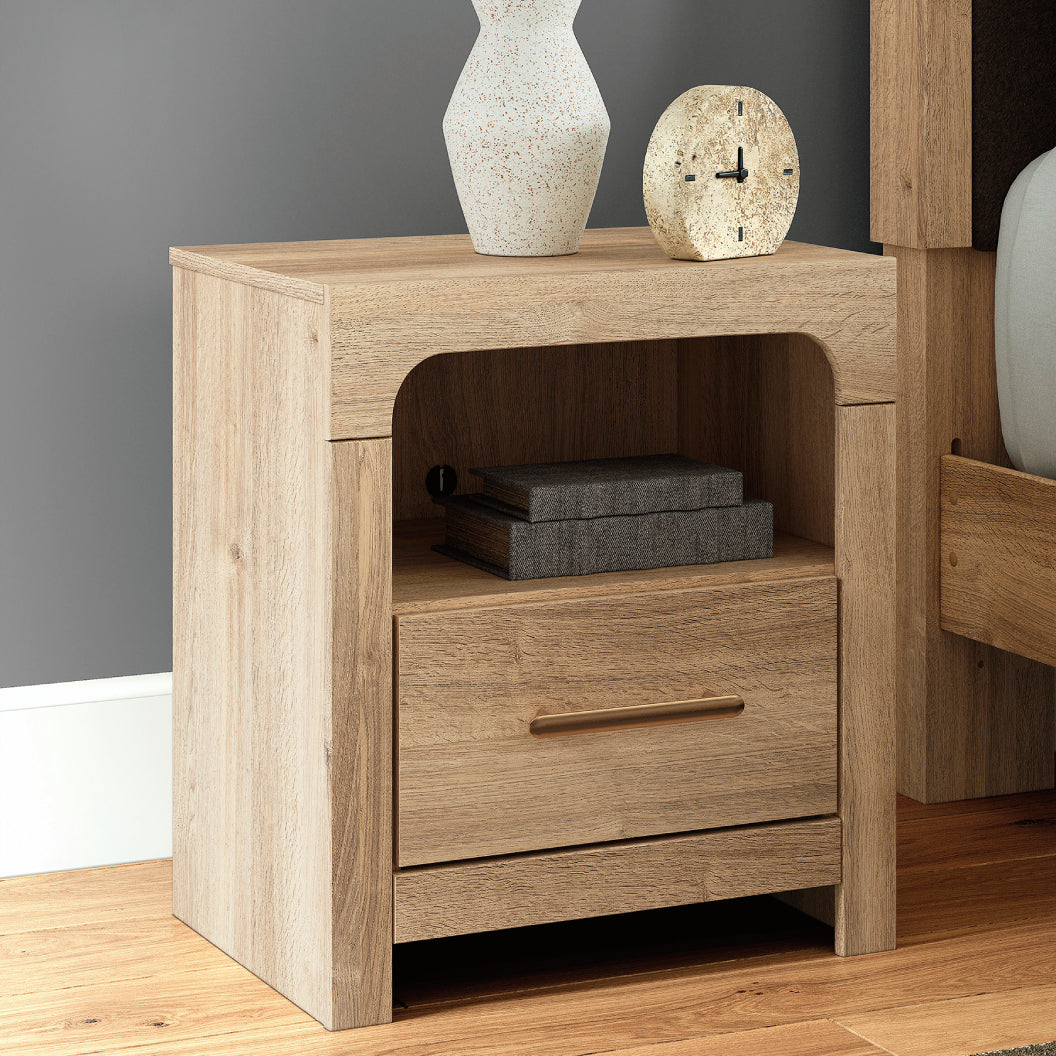 Table de chevet à 1 tiroir en bois/MDF tan avec ports USB intégrés - Kinlanni
