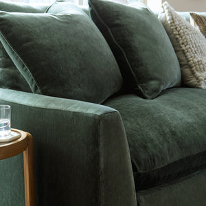 Sectionnel 3 pièces en tissu vert jade avec 6 coussins - Carriage View