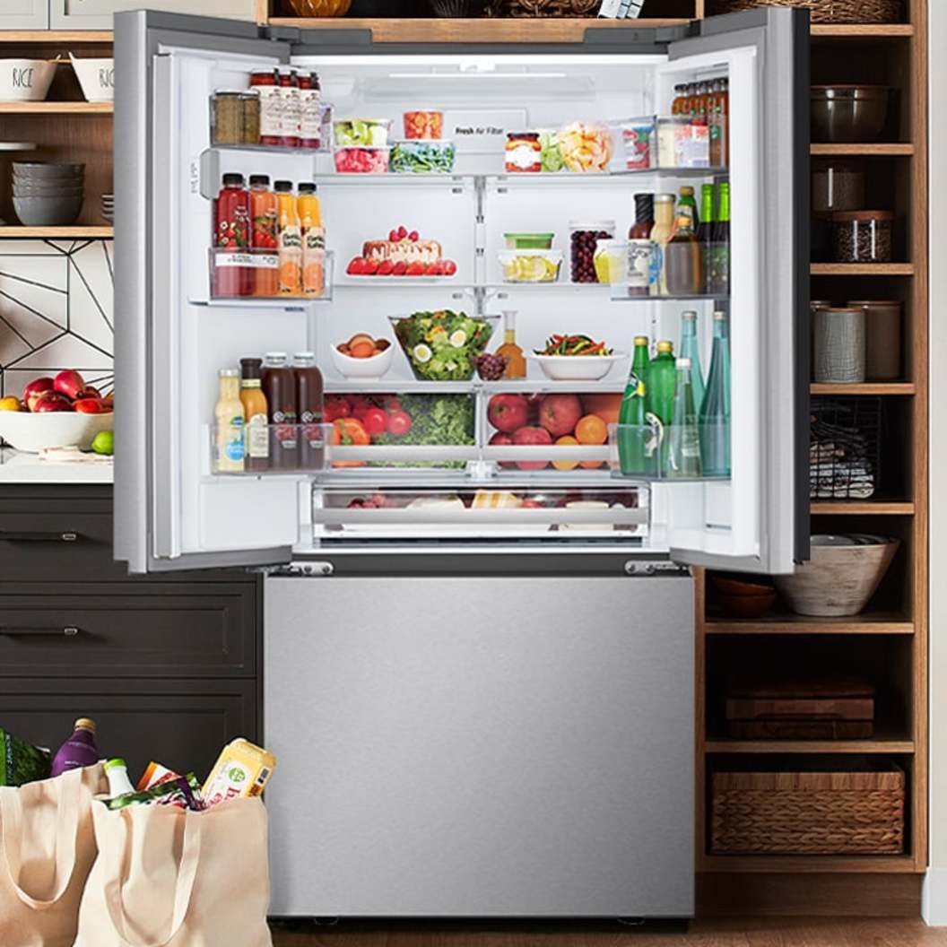 Réfrigérateur à portes françaises 33 po, 24,5 pi³ Inox avec InstaView Door-in-Door, Craft Ice