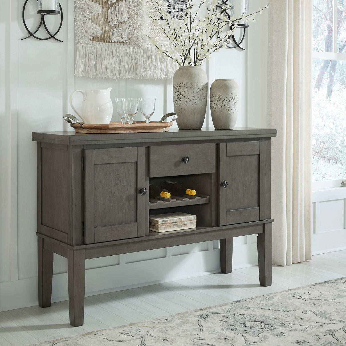 Buffet en bois gris antique avec 2 portes et 1 tiroirs - Hallanden