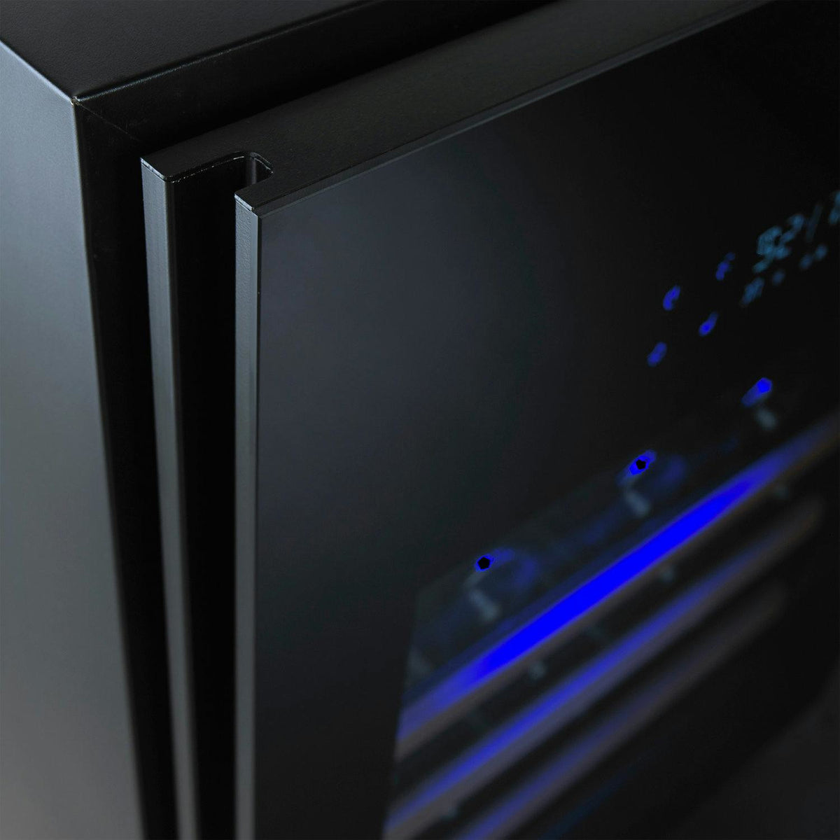 Cellier à vin 26 po, 181 bouteilles Noir à 2 zones avec Connectivité Wi-Fi - Série Black Pearl