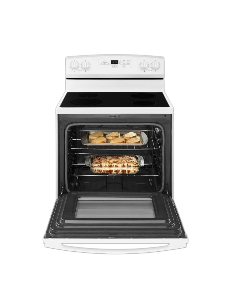 Cuisinière électrique autoportante 30 po. 4,8 pi³ avec Bake Assist Amana YAER6603SFW