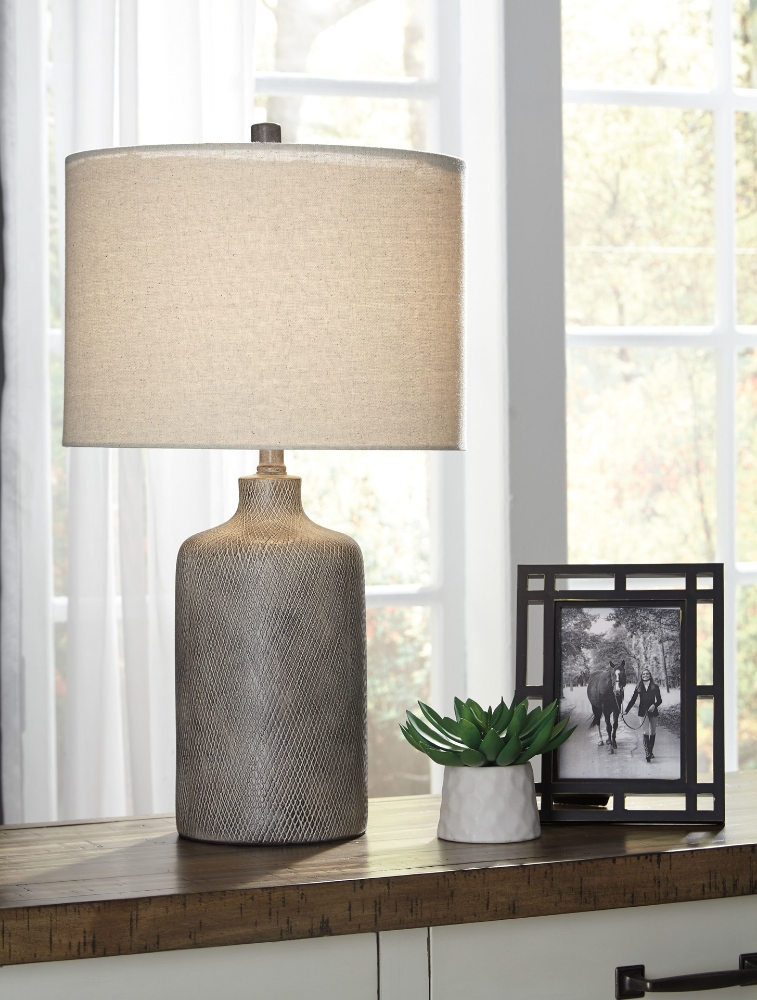 Picture of 25 Inch Table Lamp