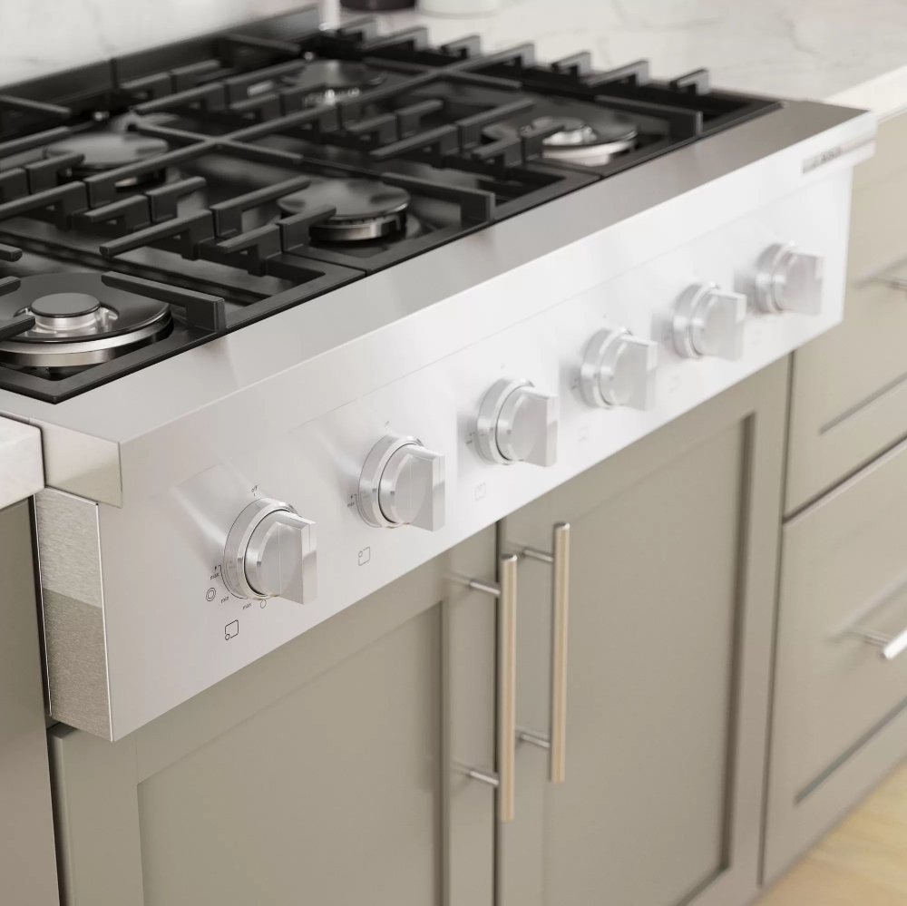 Plaque de cuisson au gaz encastrable 36 po. avec brûleur OptiSim® Bosch RGM8658UC