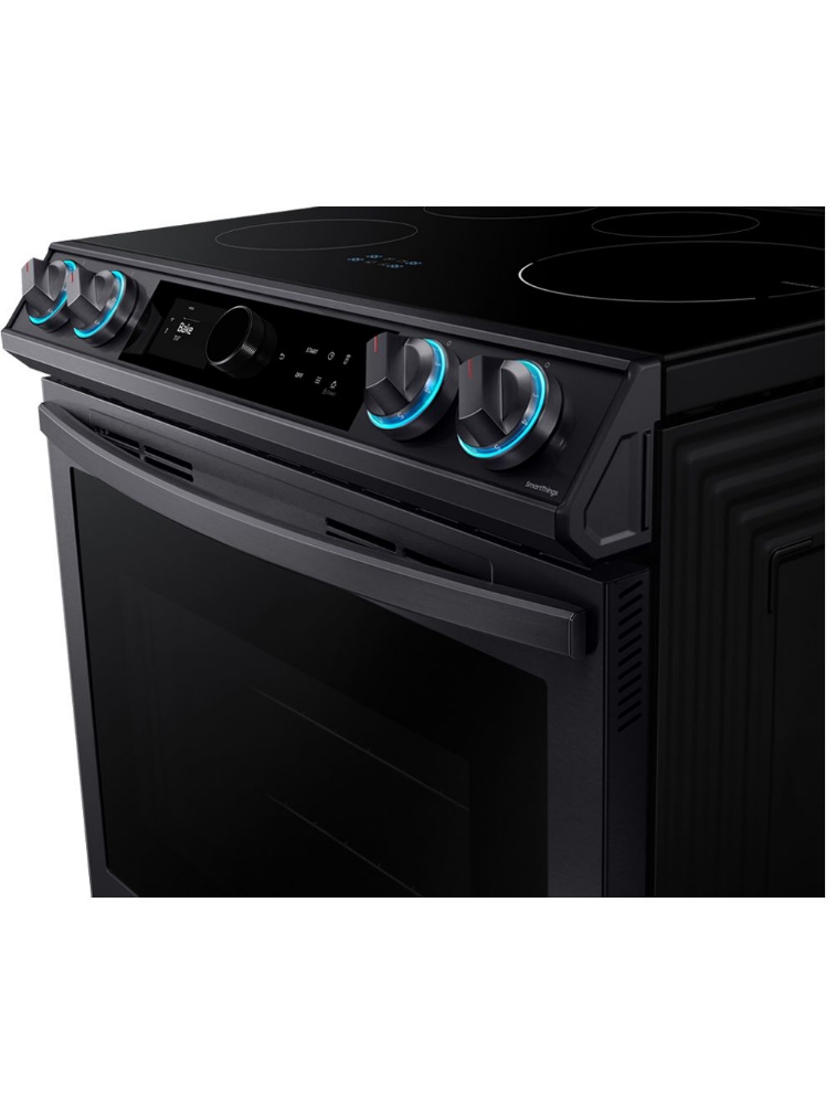 Cuisinière à induction encastrable 30 po. 6,3 pi³ avec convection Samsung NE63T8911SG/AC