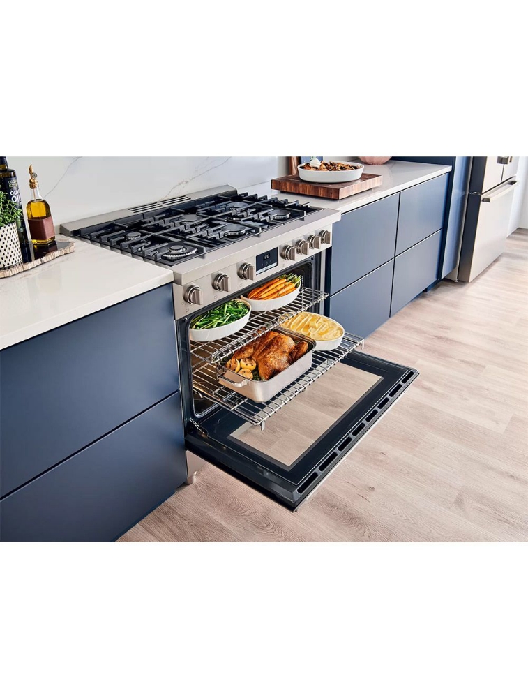 Cuisinière à gaz autoportante 36 po. 3,4 pi³ avec convection Bosch HGS8655UC