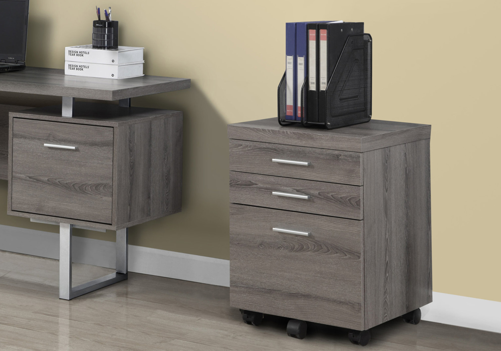 Picture of 3 drawers file cabinet