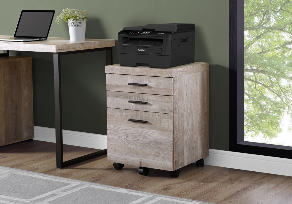 Picture of 3 drawers file cabinet