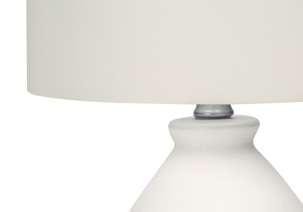 Picture of 17 Inch Table Lamp