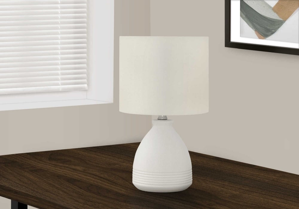 Picture of 17 Inch Table Lamp