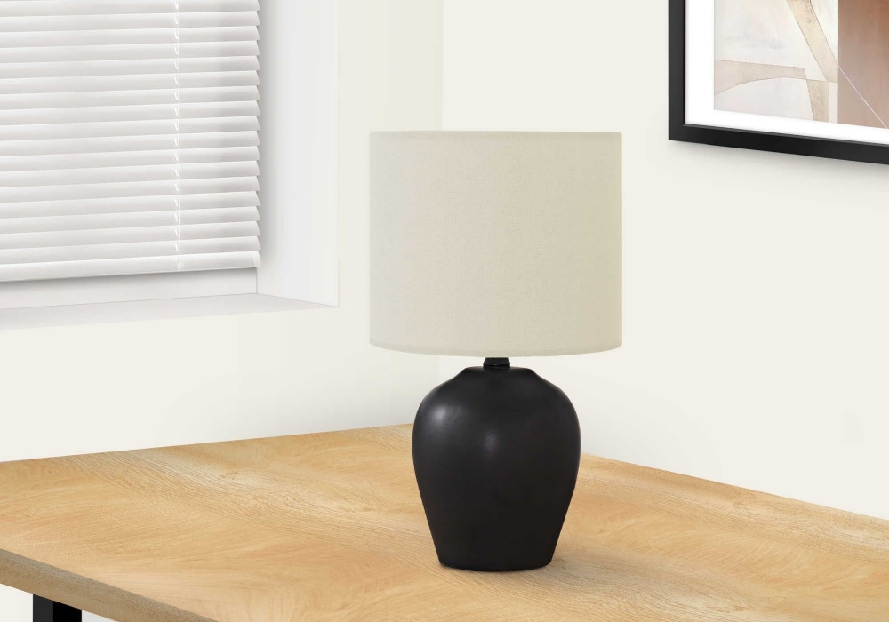 Picture of 17 Inch Table Lamp