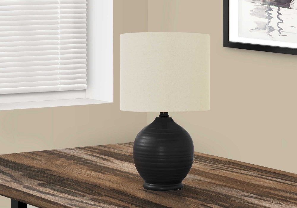 Picture of 17 Inch Table Lamp