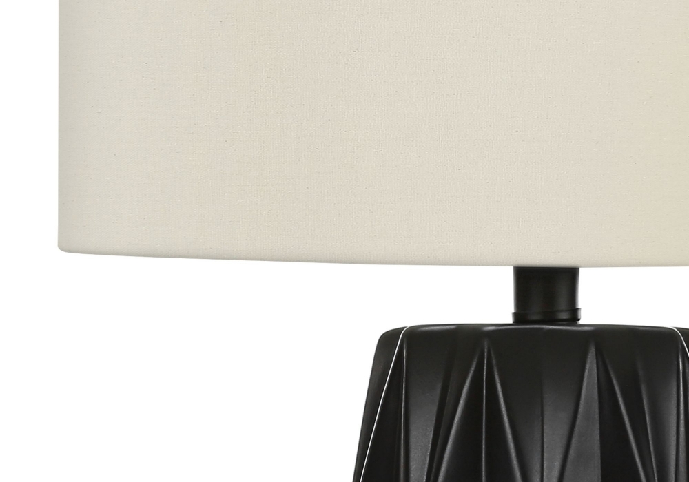 Picture of 25 Inch Table Lamp