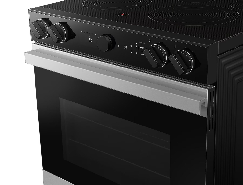 Cuisinière électrique encastrable 30 po. 6,3 pi³ avec convection Samsung BESPOKE NSE6DG8700SRAC