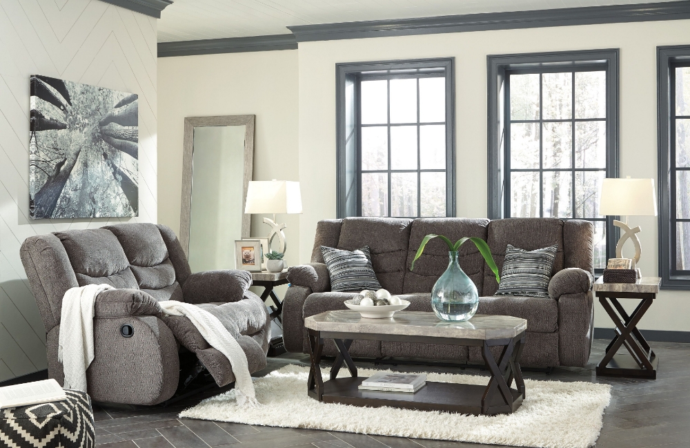 Picture of Reclining Loveseat