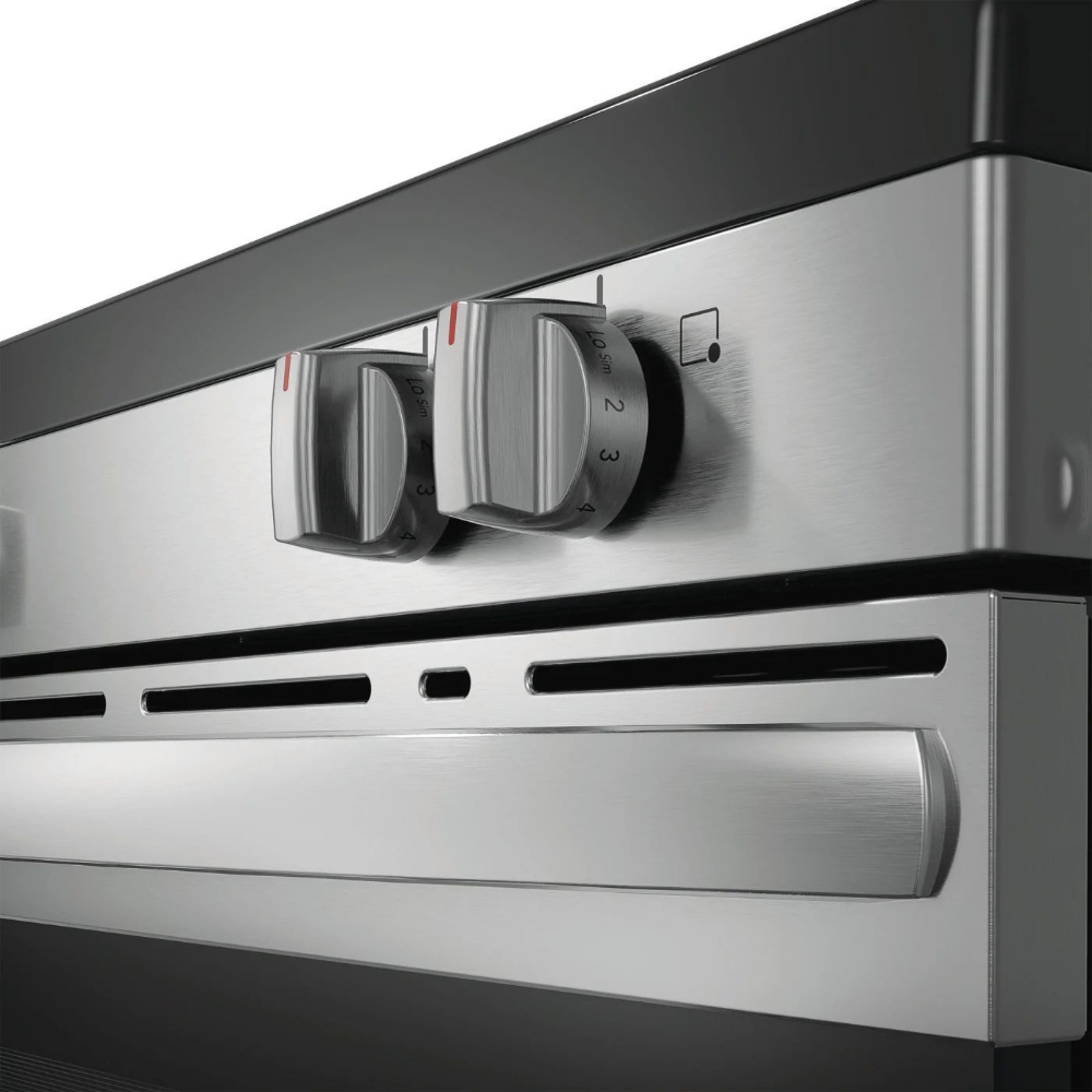 Cuisinière électrique autoportante 30 po. 5,3 pi³ avec EvenTemp™ Frigidaire FCRE306CAS