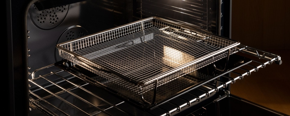 Cuisinière à induction autoportante 30 po. 4,6 pi³ avec convection Bertazzoni PRO304IFEPNET