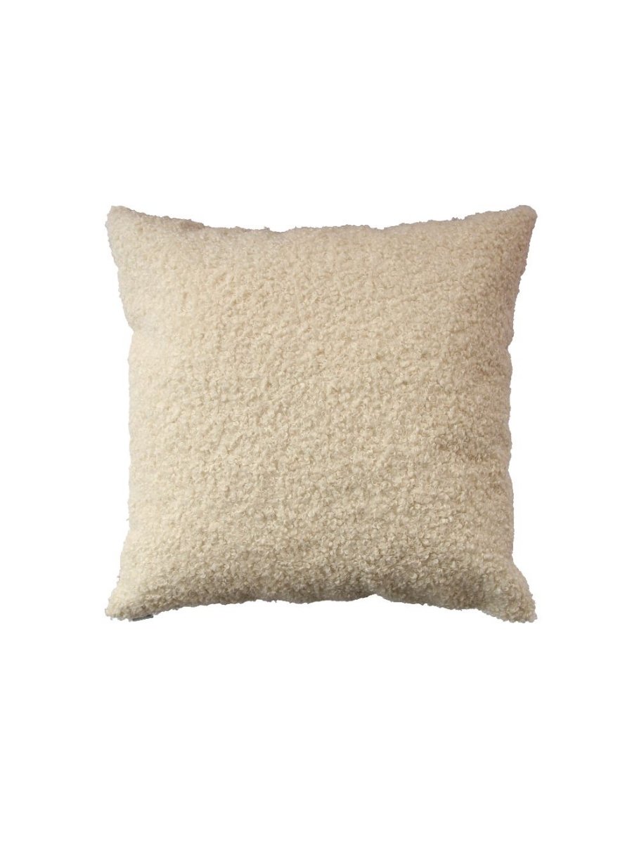 Coussin Brodie 22 x 22 po. en fausse fourrure bouclée crème